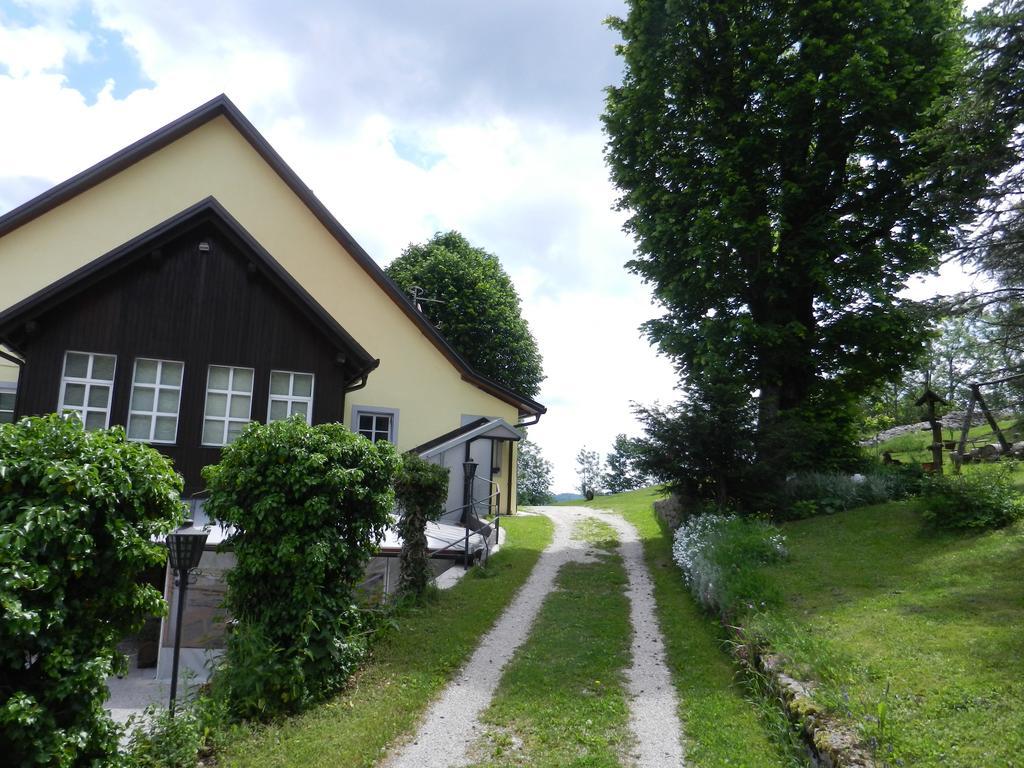 Gostilna Stara Posta Hotell Podkraj Exteriör bild